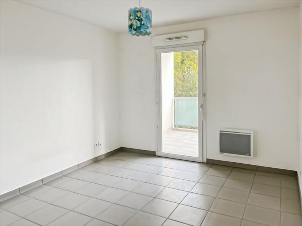 Appartement Le Cannet 3 pièces 68 m² terrasse piscine parking