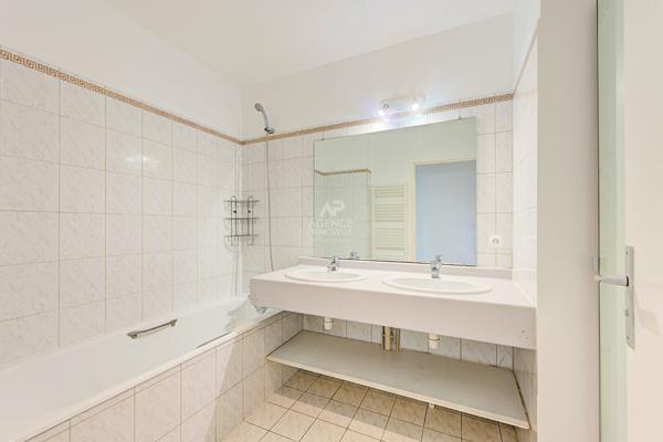 Appartement Saint Germain En Laye - Dernier étage - Terrasse - Vue panoramique - Plein Sud - 101m2 645 000 € **  - Référence  18671