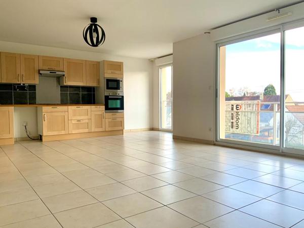 Appartement familial lumineux avec balcon à Moret sur loing