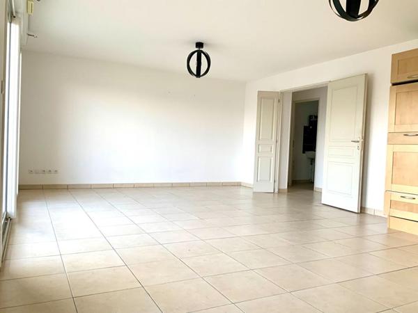 Appartement familial lumineux avec balcon à Moret sur loing