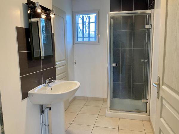 Appartement familial lumineux avec balcon à Moret sur loing