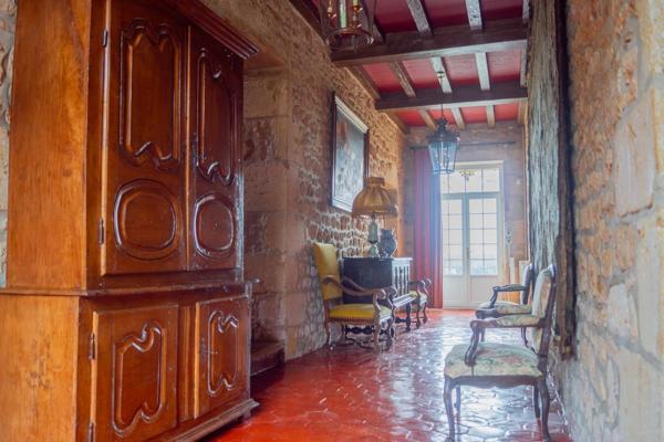 Vente Maison de luxe Fumel 10 Pièces 559 m²