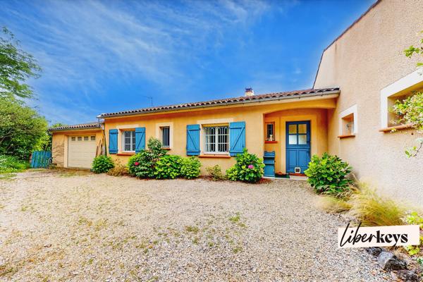 Villa de plain pied T6 - Vue panoramique - Terrain paysager et verger
