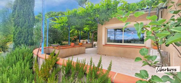 Villa de plain pied T6 - Vue panoramique - Terrain paysager et verger