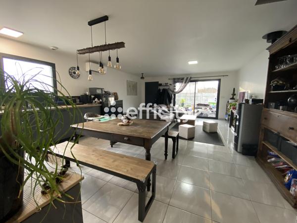 Maison 5 pièces - 92 m² Exclusivité efficity