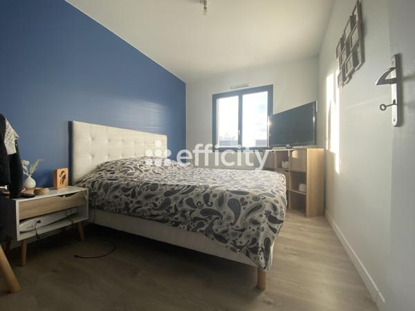 Maison 5 pièces - 92 m² Exclusivité efficity