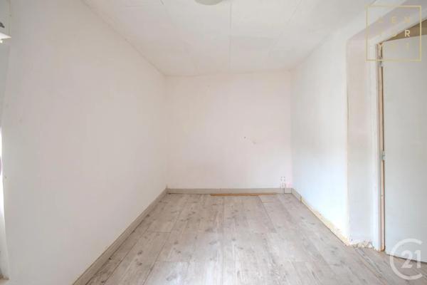 Maison à vendre  8 pièces - 161,01 m 2   MAUBEUGE  - 59