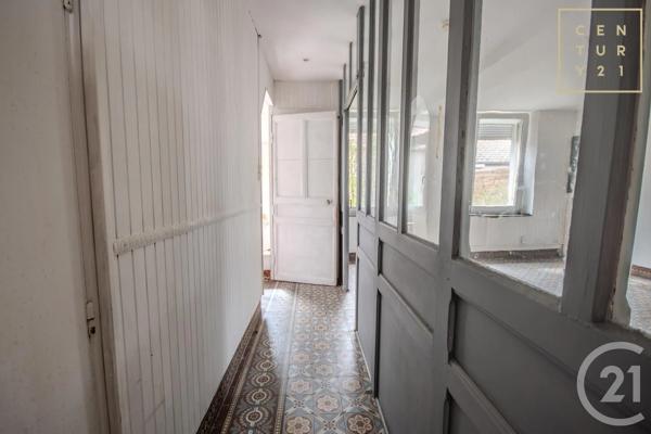 Maison à vendre  8 pièces - 161,01 m 2   MAUBEUGE  - 59