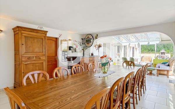Maison à vendre    9 pièces • 308 m2 Pacy-sur-Eure