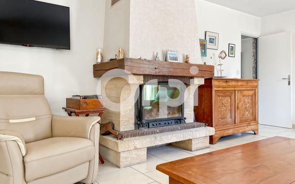 Maison à vendre    9 pièces • 308 m2 Pacy-sur-Eure