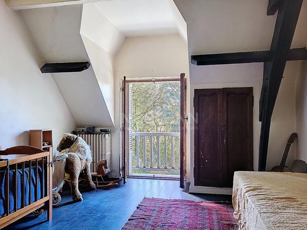 Orvault Vallée du Cens : Maison à vendre ! Rare sur le secteur avec 293 m² sur terrain de 6300 m² ! Cadre verdoyant.