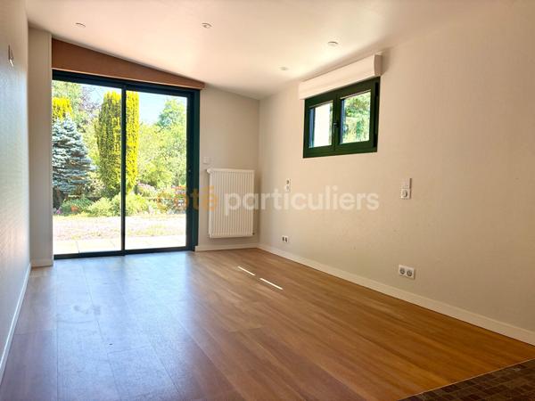 Vente
                Maison172 m² - 8 Pièces -
                    LA HAYE PESNEL (50320)