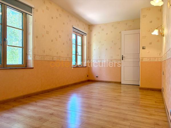 Vente
                Maison172 m² - 8 Pièces -
                    LA HAYE PESNEL (50320)