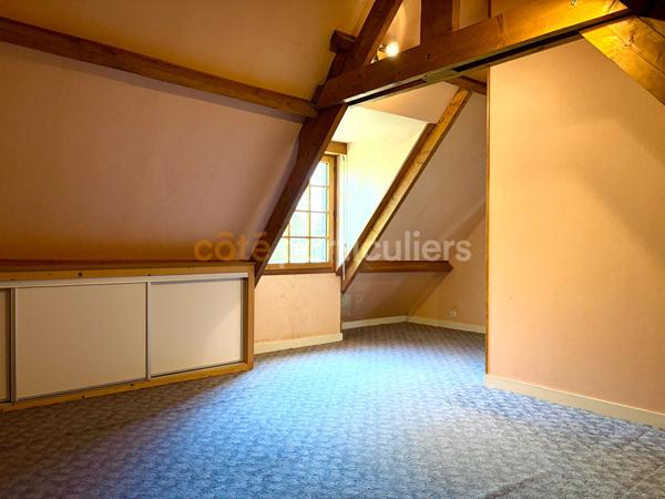 Vente
                Maison172 m² - 8 Pièces -
                    LA HAYE PESNEL (50320)
