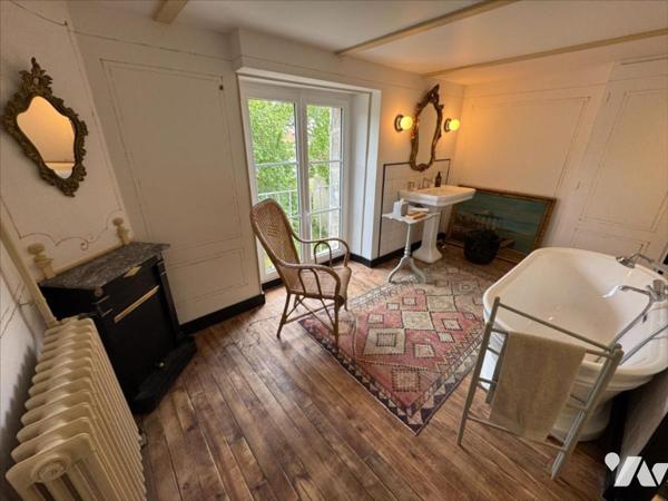 BELLE MAISON DE MAITRE RENOVEE