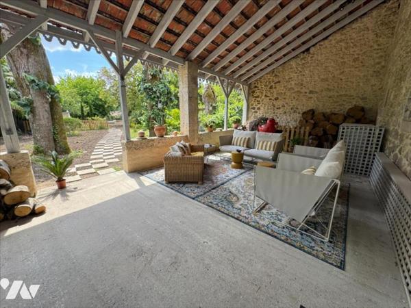 BELLE MAISON DE MAITRE RENOVEE