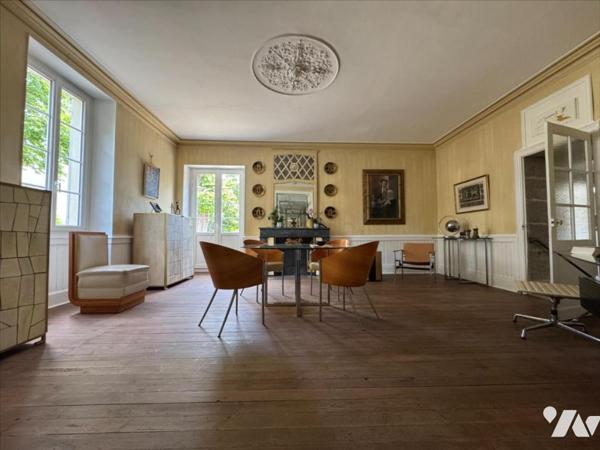 BELLE MAISON DE MAITRE RENOVEE