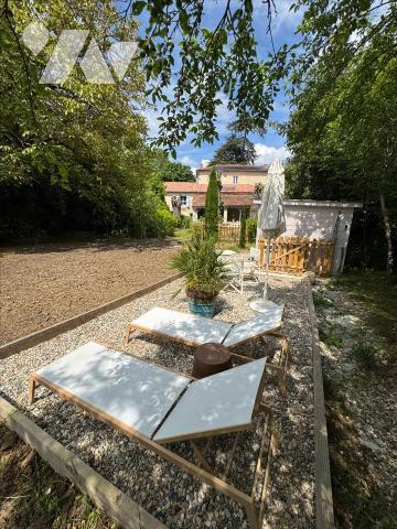 BELLE MAISON DE MAITRE RENOVEE