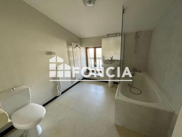 Location Appartement 2 pièces 45.76 m² - 48 ROUTE DE LYON Meximeux 01800