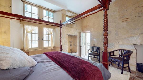Appartement hyper centre  95 m2 dans hôtel particulier