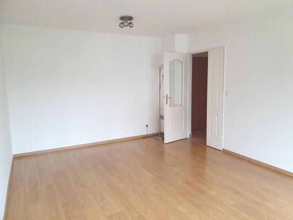 Wasquehal T2 avec balcon, garage et parking
