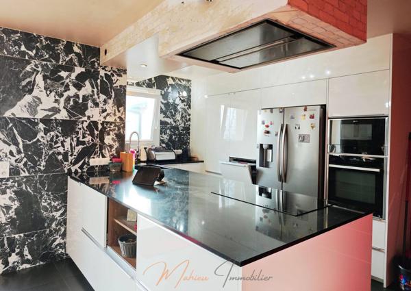 Maison 7 pièces 166.47m² à vendre à Gex 01170