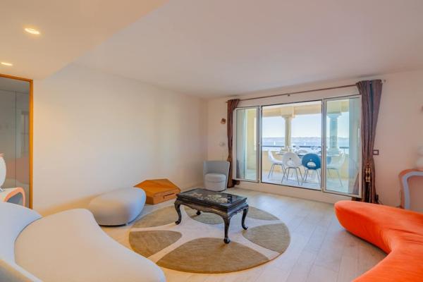 Location Appartement de luxe Marseille 7 5 Pièces 107 m²