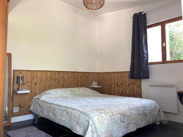 Maison atypique avec gîte et piscine