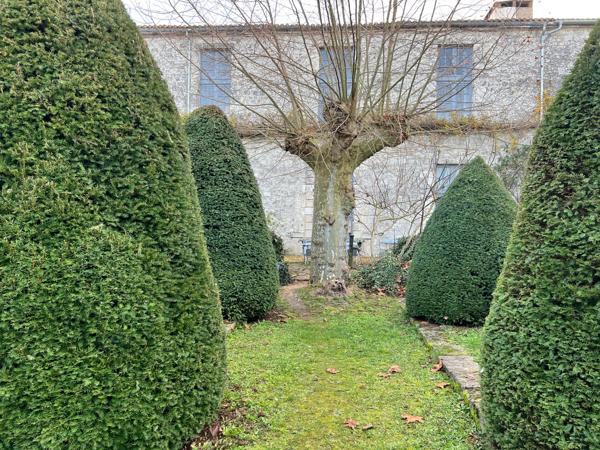Vente Maison de luxe Bergerac 7 Pièces 440 m²