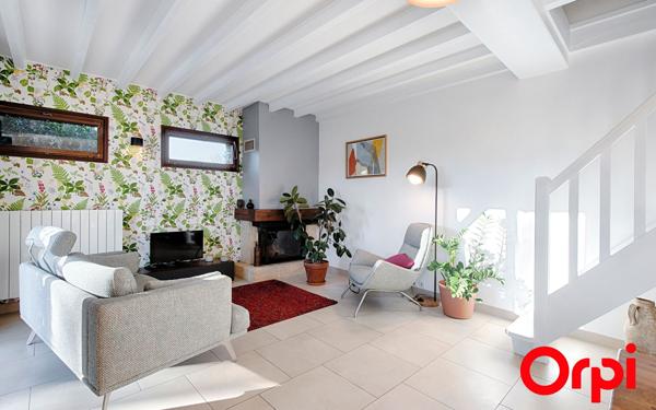 Maison à vendre    5 pièces •  L'Isle-d'Abeau