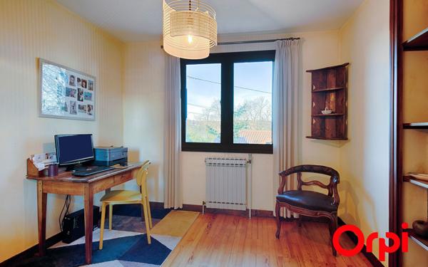 Maison à vendre    5 pièces •  L'Isle-d'Abeau