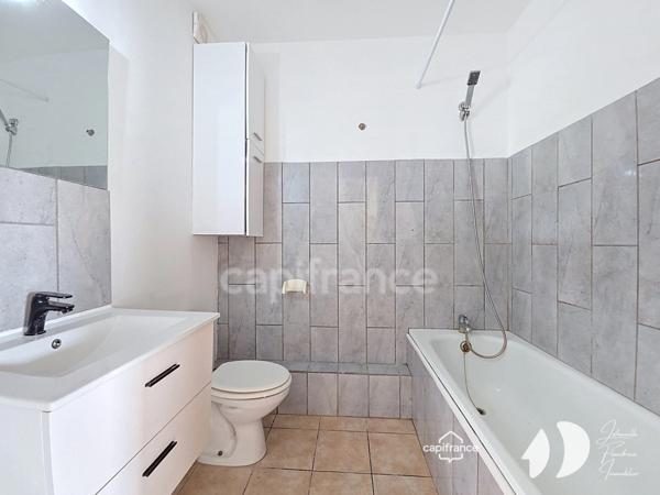 Appartement à vendre 2 pièces Moudong Sud, BAIE MAHAULT (971)