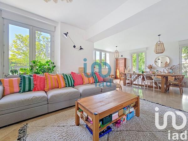 Maison de ville 12 pièces de 342 m² à Romilly-sur-Seine (10100)