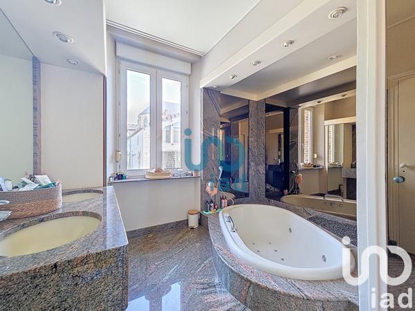 Maison de ville 12 pièces de 342 m² à Romilly-sur-Seine (10100)