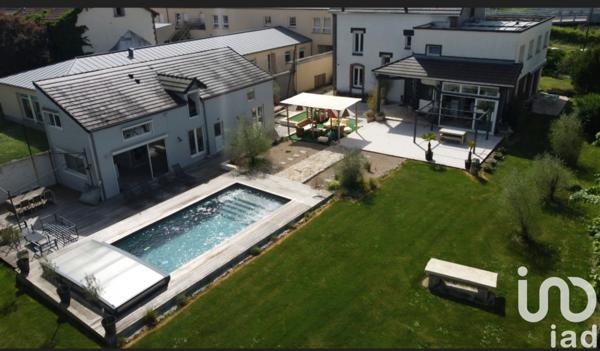 Maison de ville 12 pièces de 342 m² à Romilly-sur-Seine (10100)