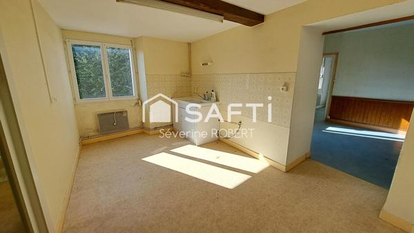 Ensemble immobilier avec beau potentiel