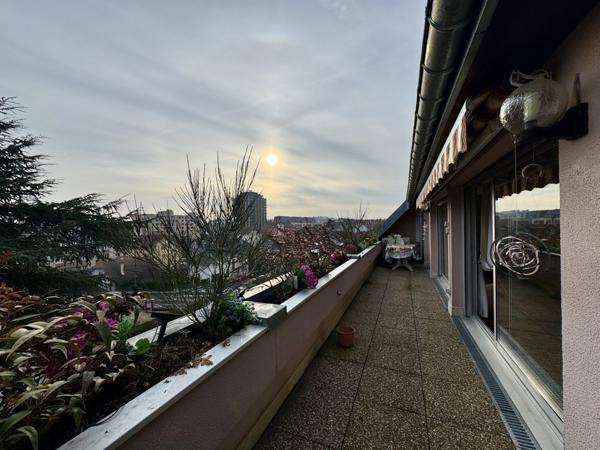 Exceptionnel duplex de 160 m2 - 4 chambres - Résidences "Les Terrasses" BELFORT