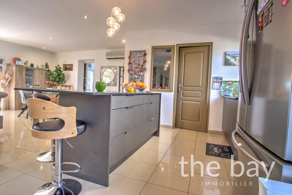 Villa 4 chambres avec appartement indépendant