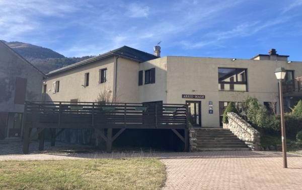 Vente Local commercial Conciergerie Bielle   