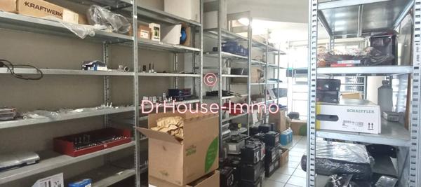 Commerce à vendre 3 pièces de 110 m²