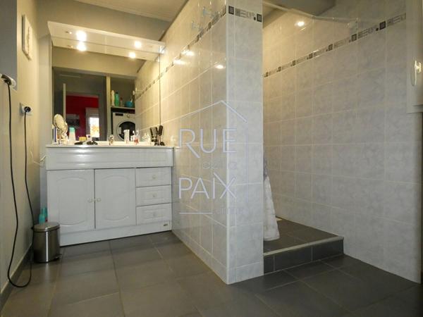 86100 CHATELLERAULT VENTE d'une maison T5 (102 m²) à CHATELLERAULT