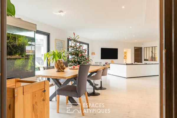 Villa moderniste avec piscine au coeur du Quartier du Fau