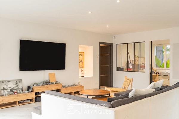 Villa moderniste avec piscine au coeur du Quartier du Fau