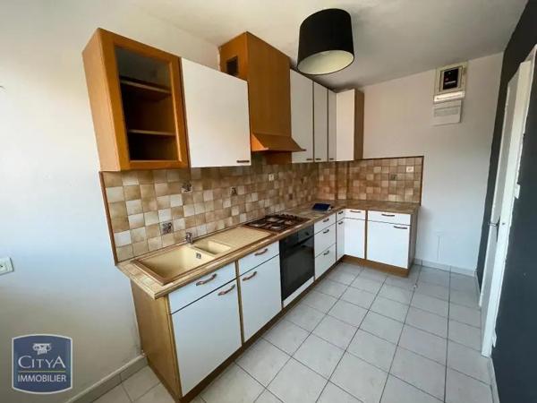 Appartement à louer 2 pièces 45.2m² Cambrai (59400)