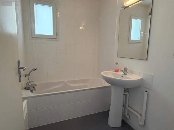 Location - Appartement Bain-de-Bretagne 35470 3 pièces 54 m 2