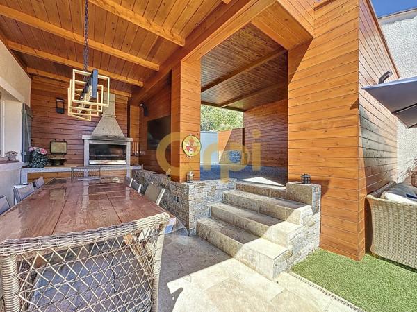 Maison à vendre    5 pièces •  Sainte-Maxime