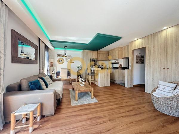 Maison à vendre    5 pièces •  Sainte-Maxime