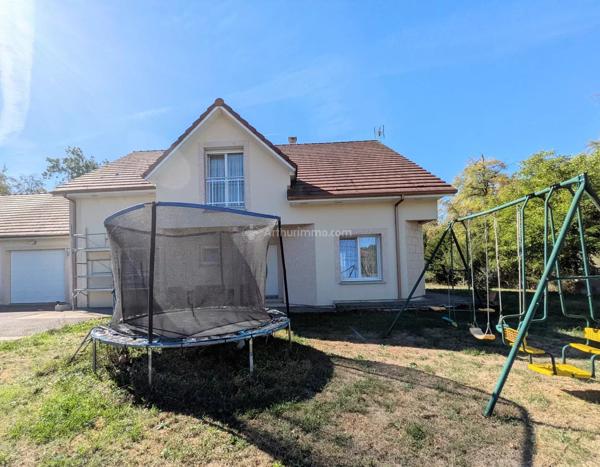Vente                                                      Maison
                        
                     6 pièces                      181 m2                     à Neufchâteau