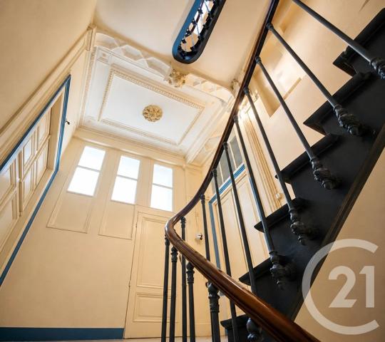 Appartement F3 à vendre  3 pièces - 60 m 2   TROYES  - 10
