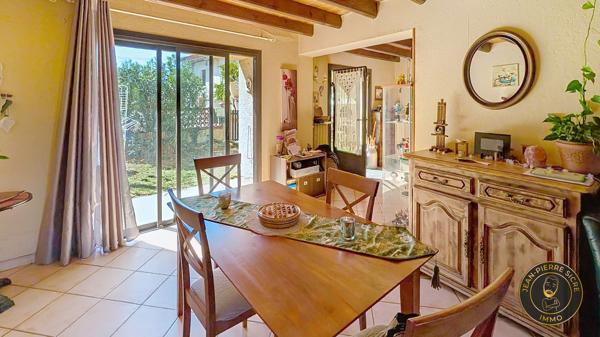 Cintegabelle — Maison de famille de 207 m² sur trois niveaux, cinq chambres, annexes et piscine, terrain clos